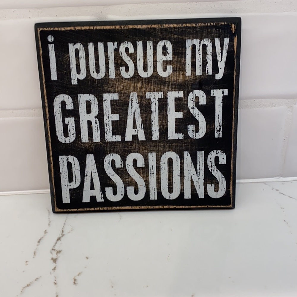 EUC❗️Wood Magnet Sign - Pursue My Passions